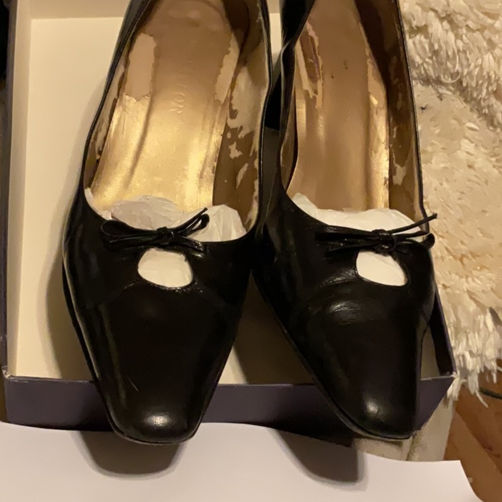 Elegant Black Women's Shoes